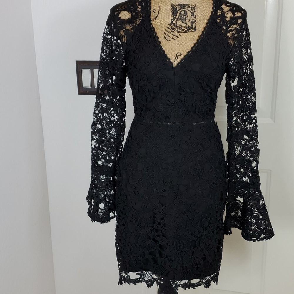 ASTR Dress - Picture 8 of 8